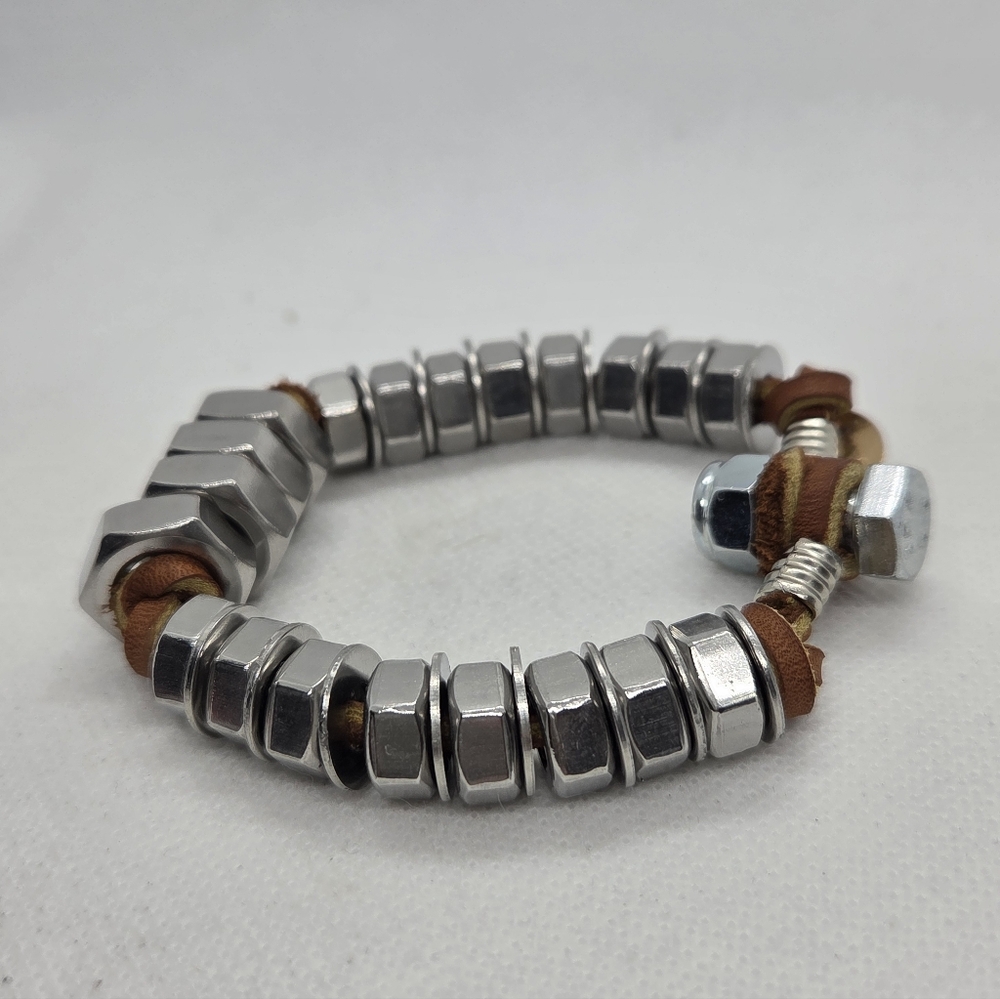 GiuliA Creations A Chunky Silver Nuts and Brown Leather Bracelet - Picture 5 of 9